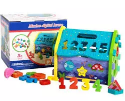 Casita de actividades de madera para niños 004834 para ensartar y encajar figuras